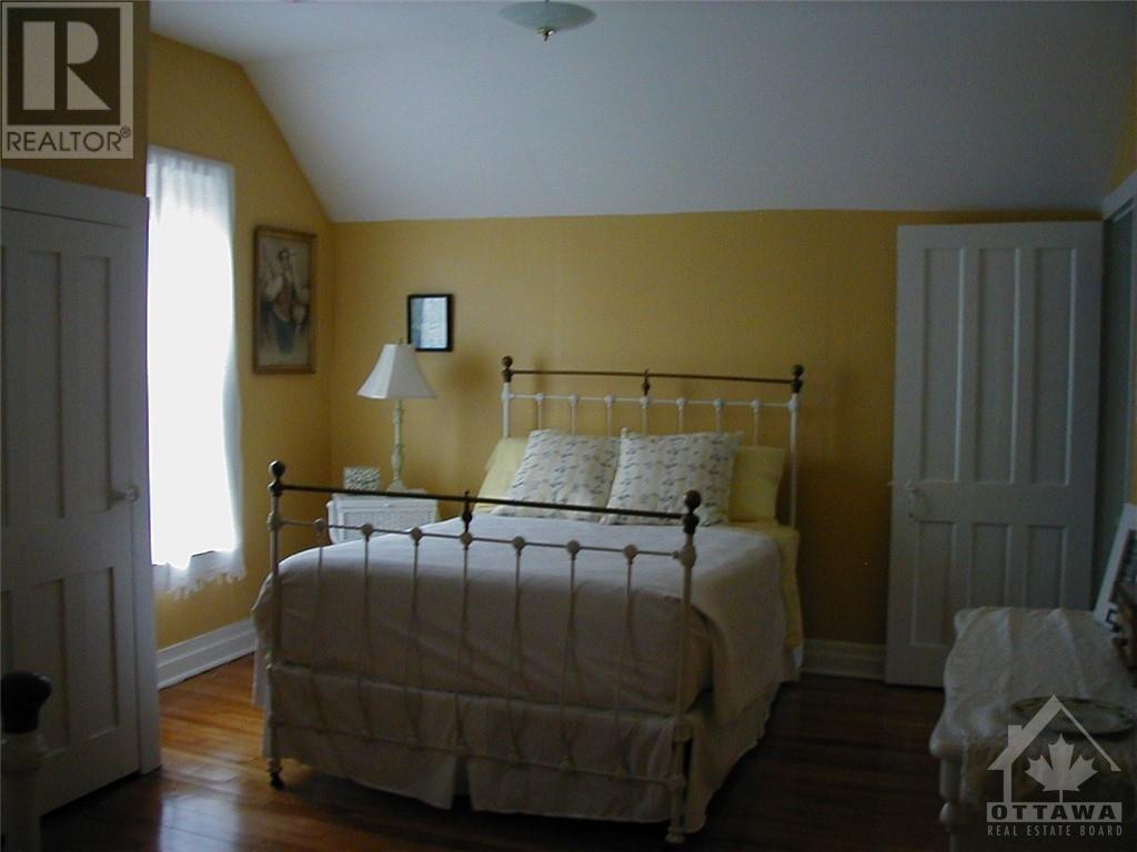 14 Augusta Street, Morrisburg, Ontario  K0C 1X0 - Photo 5 - 1367476