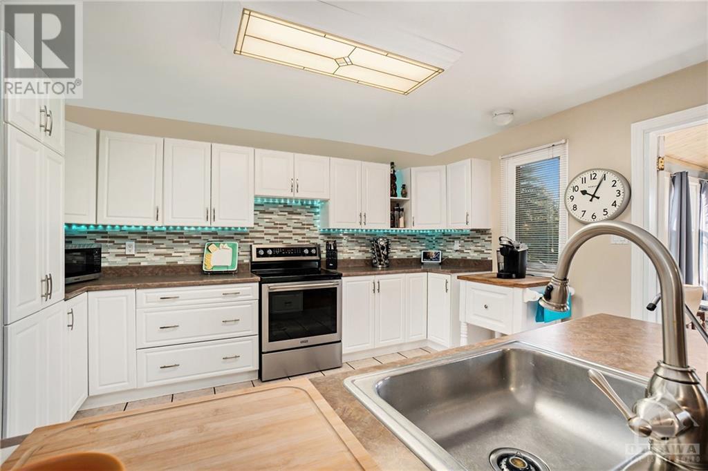 254 Wood Avenue, Smiths Falls, Ontario  K7A 5H5 - Photo 6 - 1367472