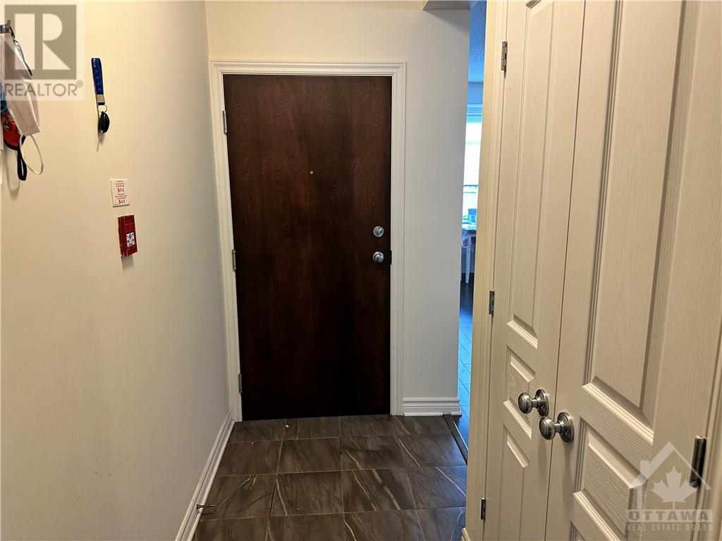 1013 Beryl Private Unit#d, Ottawa, Ontario  K1V 2M4 - Photo 2 - 1367537