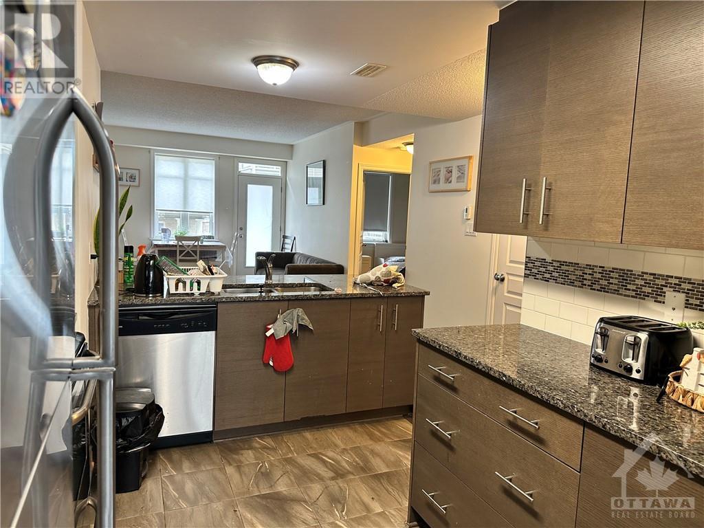 1013 Beryl Private Unit#d, Ottawa, Ontario  K1V 2M4 - Photo 6 - 1367537
