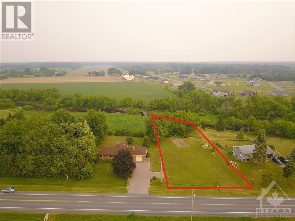 10690 SOUTH MOUNTAIN MAIN ROAD, south mountain, Ontario