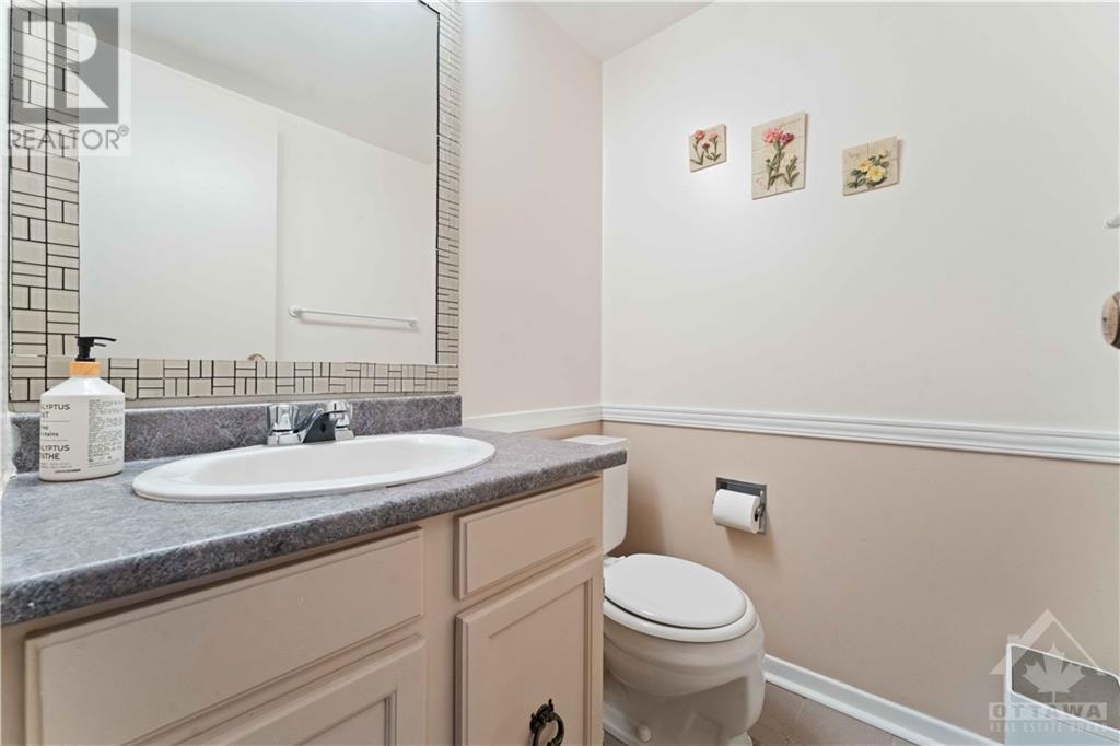 2 Gillespie Crescent, Ottawa, Ontario  K1V 9X8 - Photo 13 - 1367419