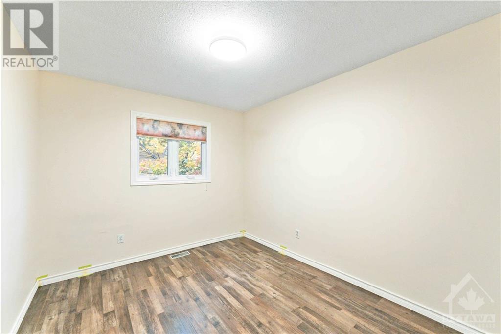 2 Gillespie Crescent, Ottawa, Ontario  K1V 9X8 - Photo 22 - 1367419