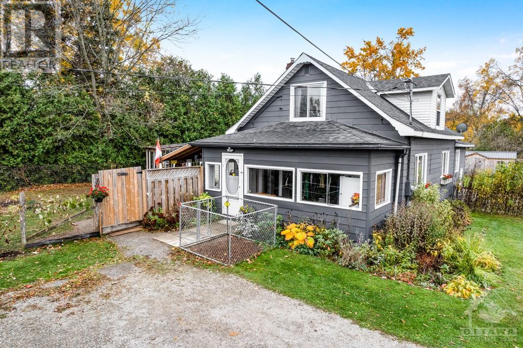 3843 LANARK COUNTY ROAD 43 ROAD, smiths falls, Ontario