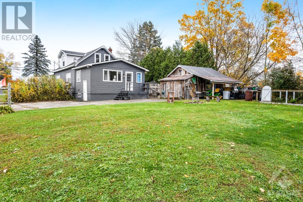 3843 Lanark County Road 43 Road, Smiths Falls, Ontario  K7A 4S4 - Photo 2 - 1367333