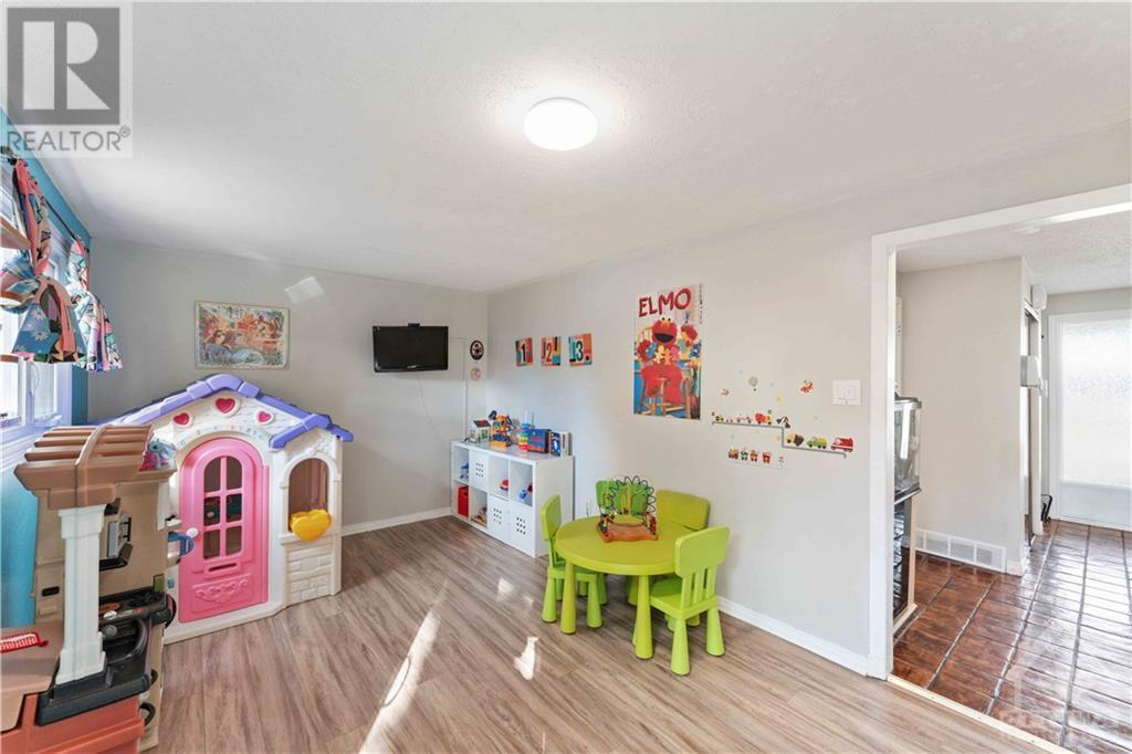 1460 Hallmark Place, Ottawa, Ontario  K1B 3X3 - Photo 5 - 1366836