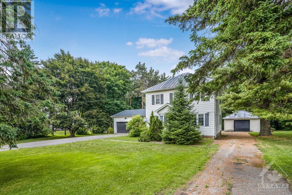 979 Greenlane Road E, Hawkesbury, Ontario  K6A 0C3 - Photo 3 - 1367371