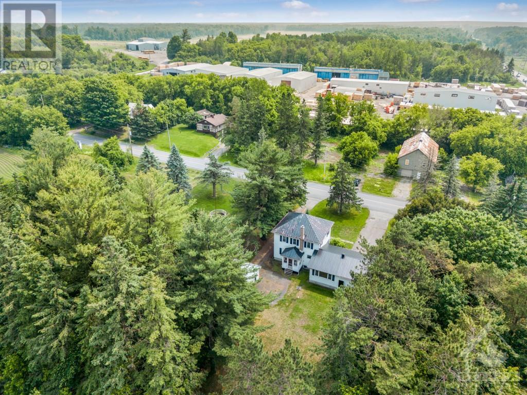 979 Greenlane Road E, Hawkesbury, Ontario  K6A 0C3 - Photo 4 - 1367371