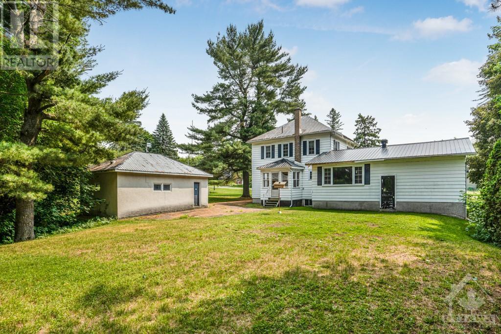 979 Greenlane Road E, Hawkesbury, Ontario  K6A 0C3 - Photo 6 - 1367371