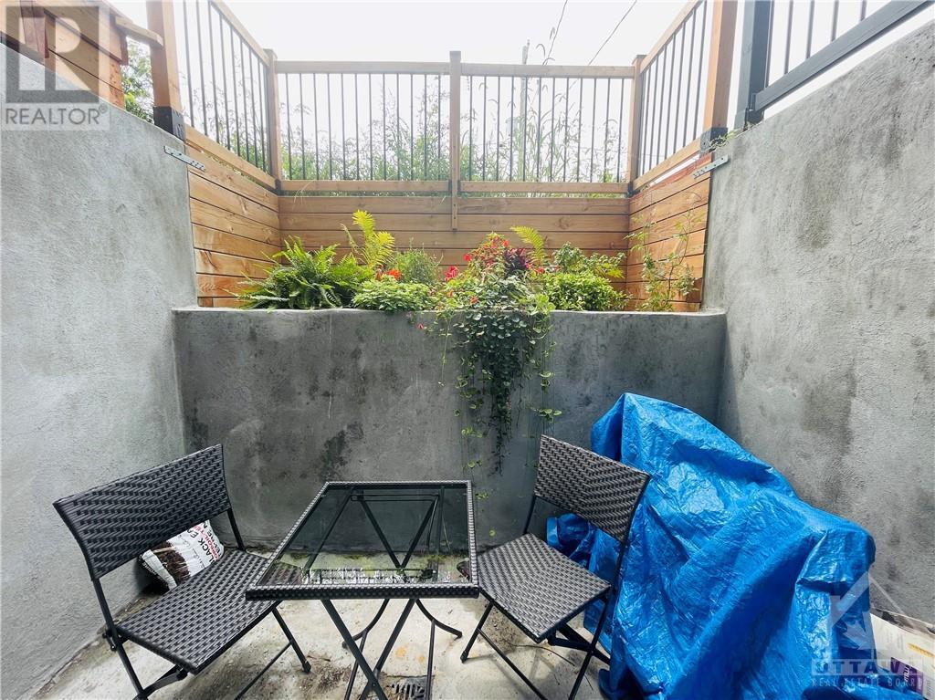 681 Edison Avenue Unit#b, Ottawa, Ontario  K2A 1W2 - Photo 7 - 1367601