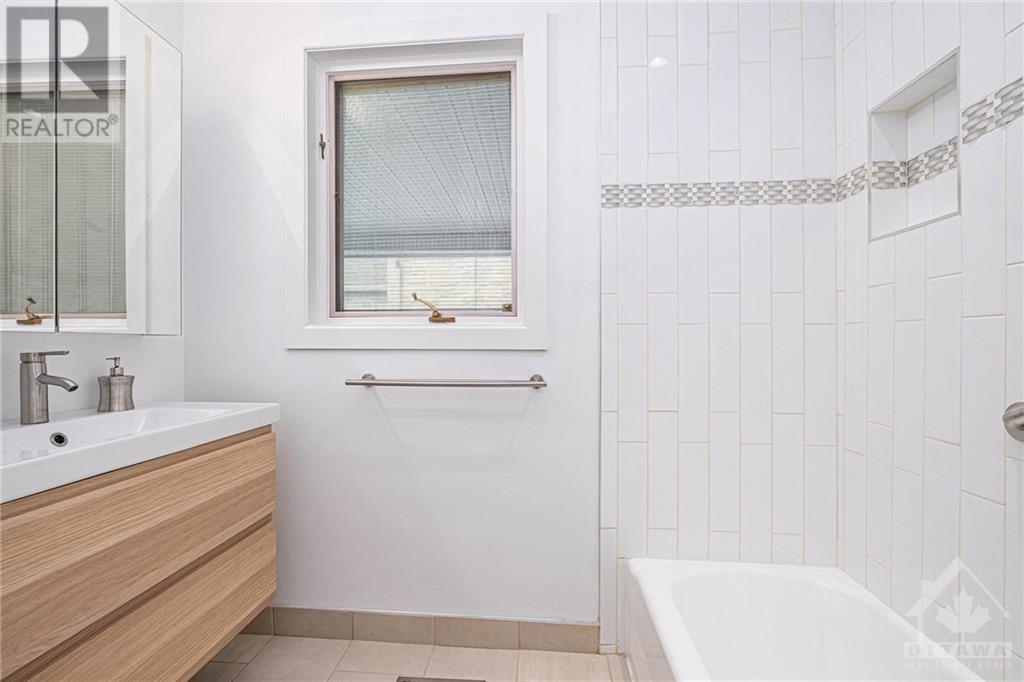 1308 Wesmar Drive, Ottawa, Ontario  K1H 7T2 - Photo 17 - 1367463