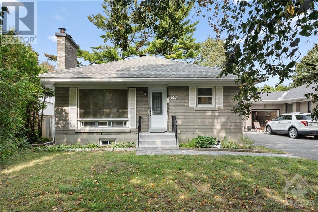 647 CHADBURN AVENUE, ottawa, Ontario