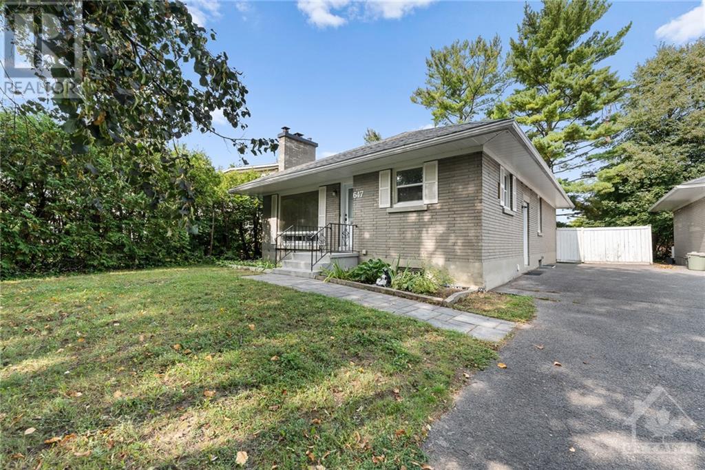 647 Chadburn Avenue, Ottawa, Ontario  K1G 0Y6 - Photo 2 - 1361707
