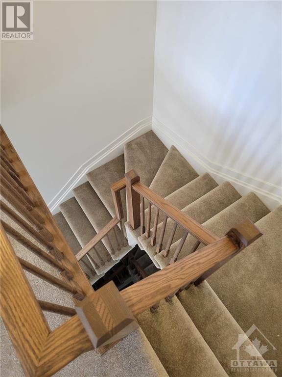 648 Rathburn Lane, Ottawa, Ontario  K1T 0V9 - Photo 9 - 1367648