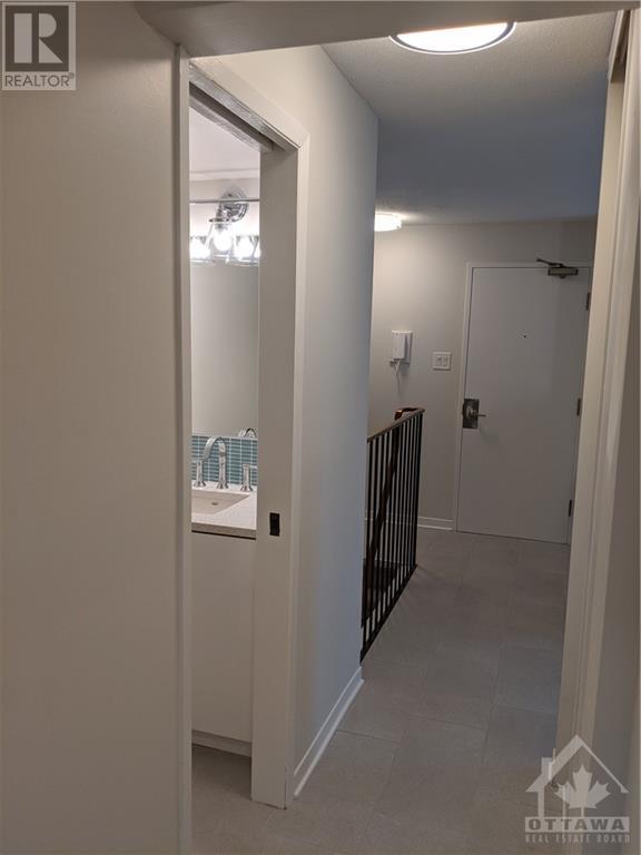8 Sweetbriar Circle Unit#3, Ottawa, Ontario  K2J 2K4 - Photo 7 - 1367557