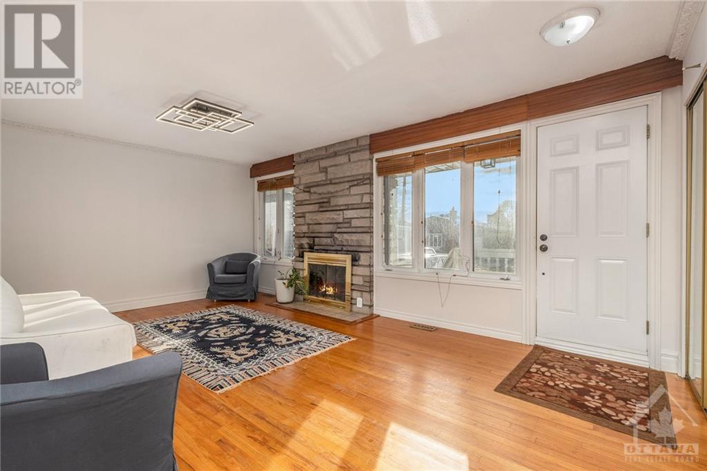 2167 Audrey Avenue, Ottawa, Ontario  K1G 1L1 - Photo 2 - 1367368