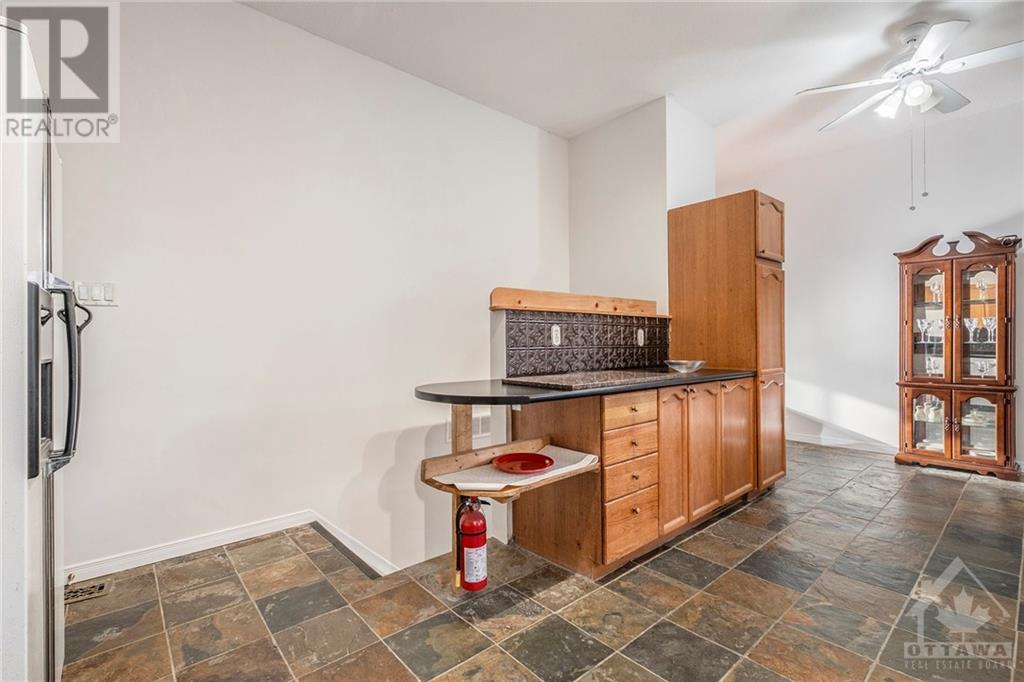 2167 Audrey Avenue, Ottawa, Ontario  K1G 1L1 - Photo 6 - 1367368