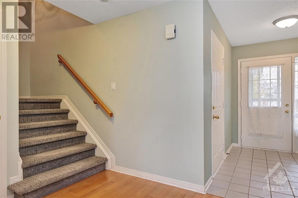 106 Whalings Circle, Ottawa, Ontario  K2S 1S4 - Photo 4 - 1367329