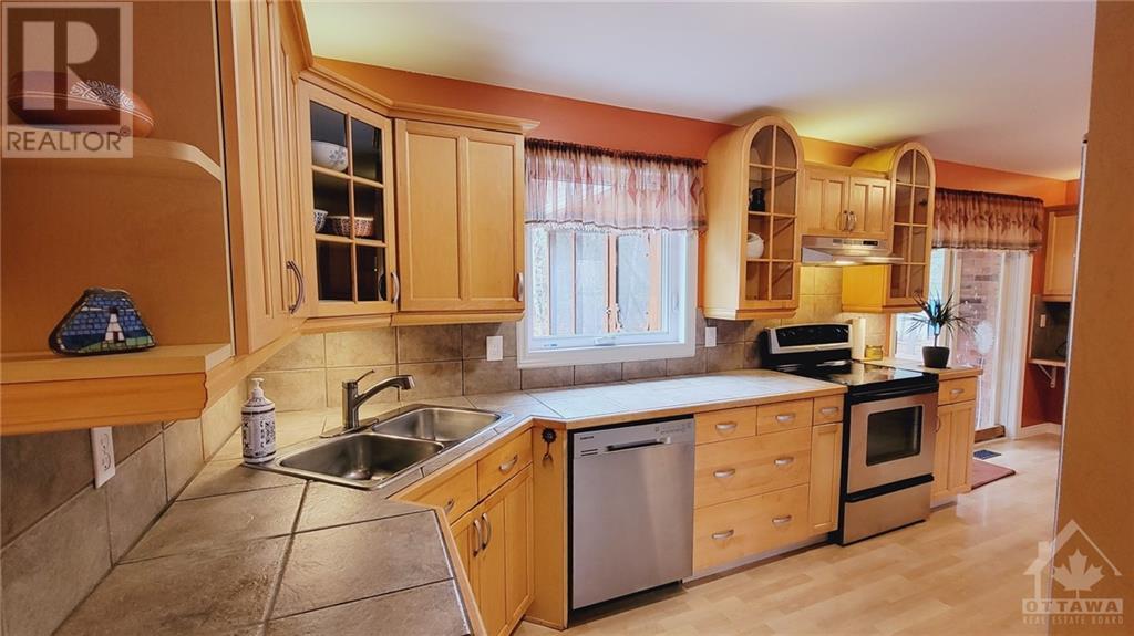 215 Fireside Drive, Constance Bay, Ontario  K0A 3M0 - Photo 11 - 1367589