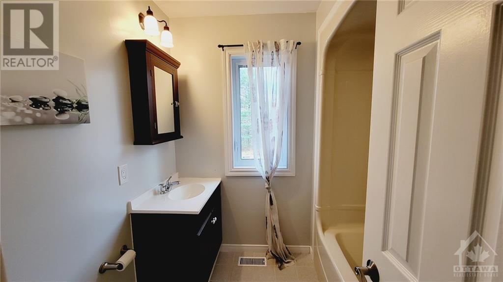 215 Fireside Drive, Constance Bay, Ontario  K0A 3M0 - Photo 19 - 1367589
