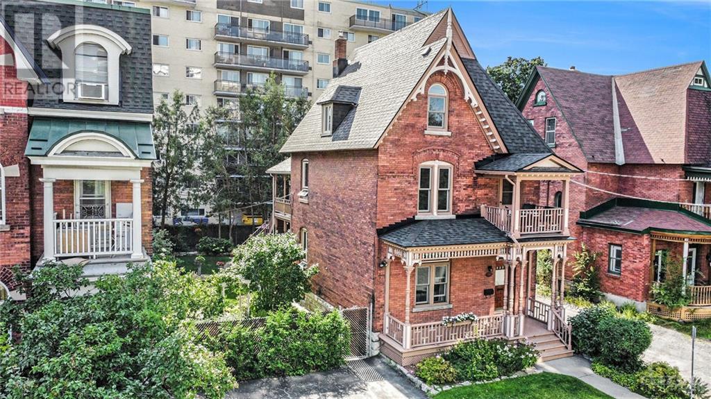 306 NELSON STREET, ottawa, Ontario
