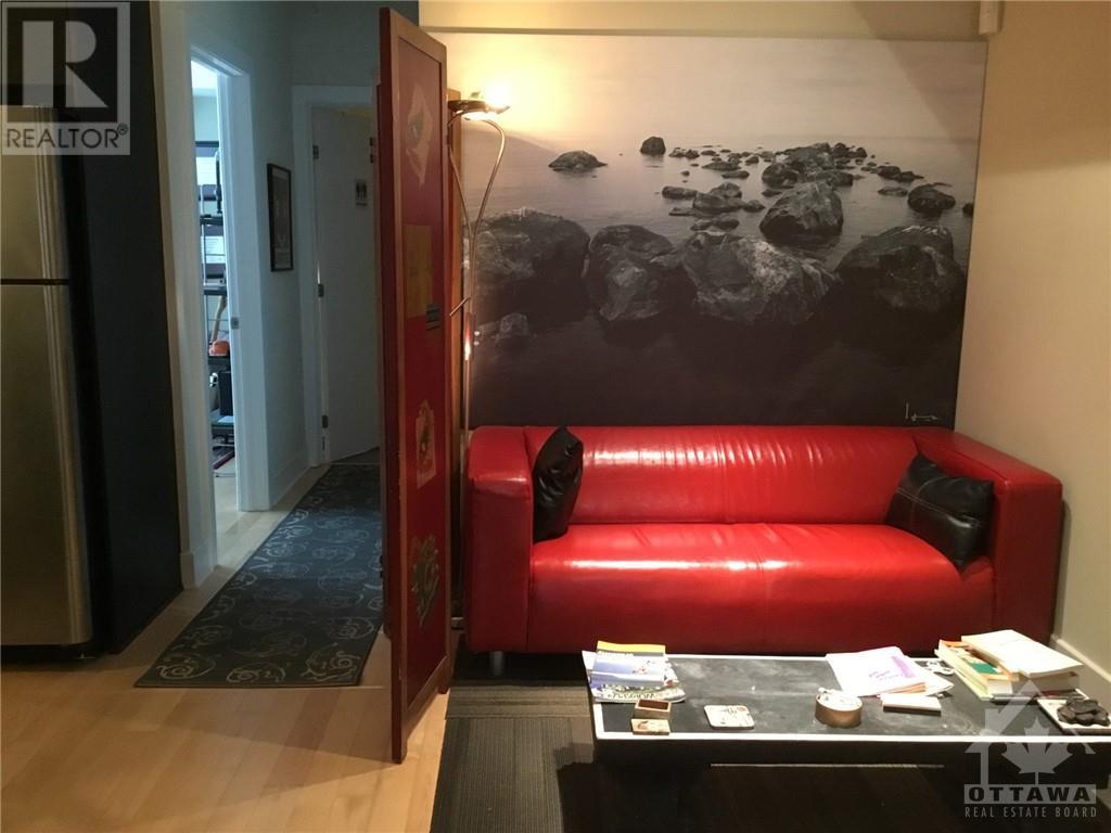 9 Balsam Street, Ottawa, Ontario  K1R 7K6 - Photo 2 - 1367730