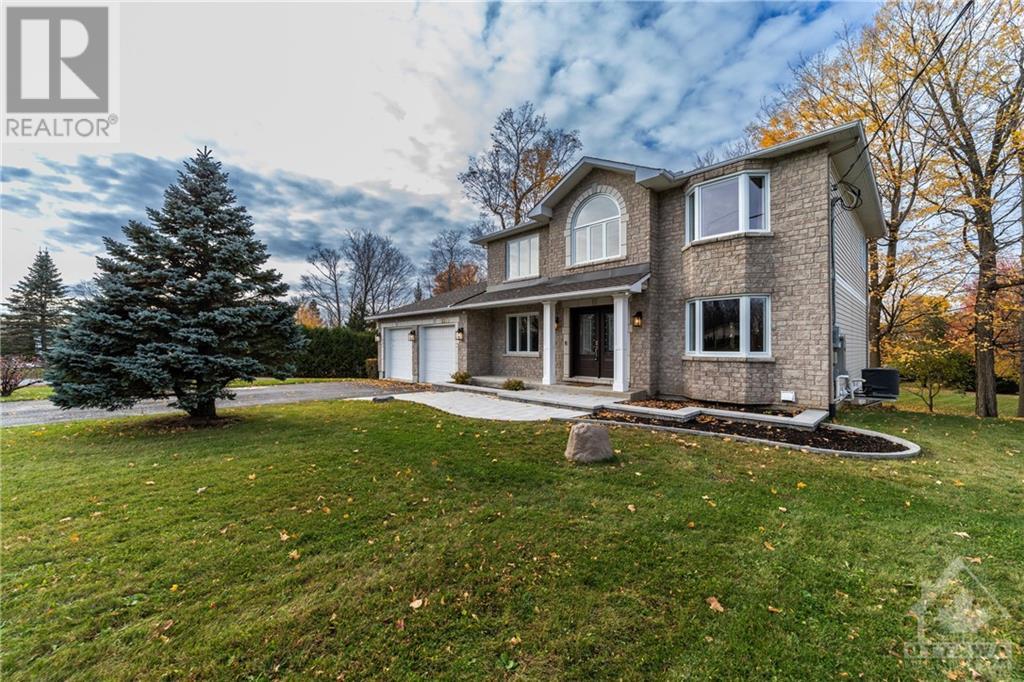 2371 OLD HIGHWAY 17 HIGHWAY, rockland, Ontario