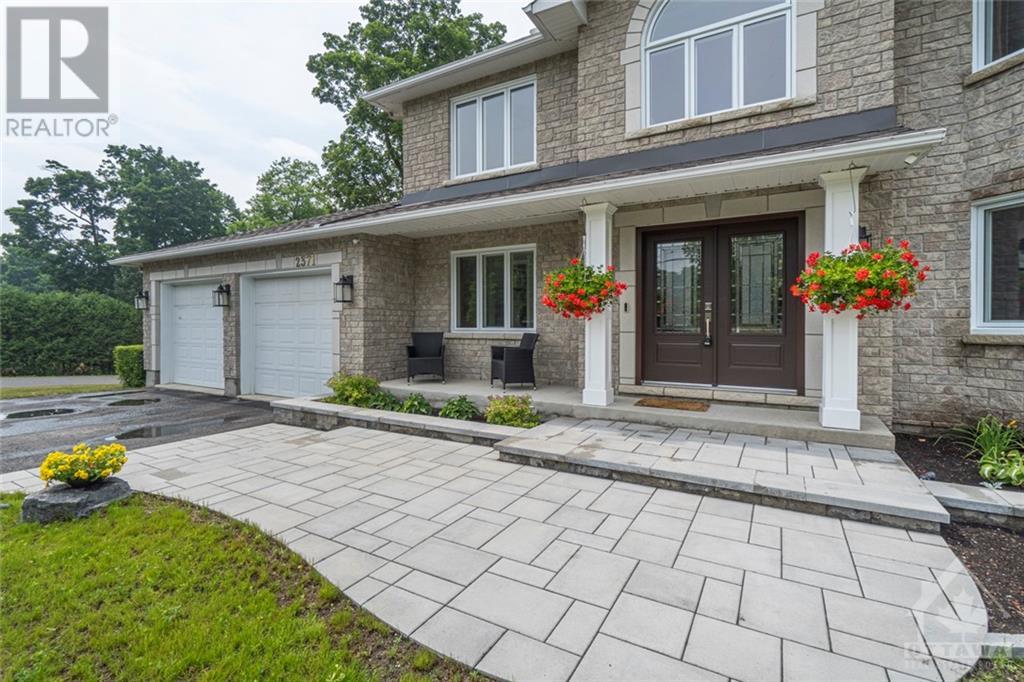 2371 Old Highway 17 Highway, Rockland, Ontario  K4K 1K7 - Photo 2 - 1367745