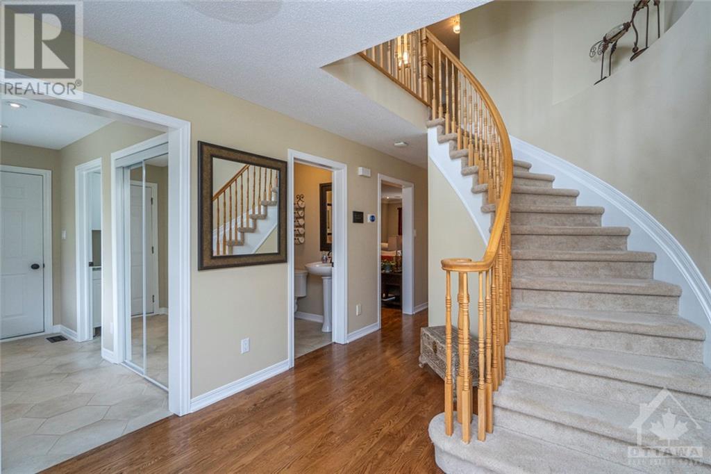 2371 Old Highway 17 Highway, Rockland, Ontario  K4K 1K7 - Photo 3 - 1367745
