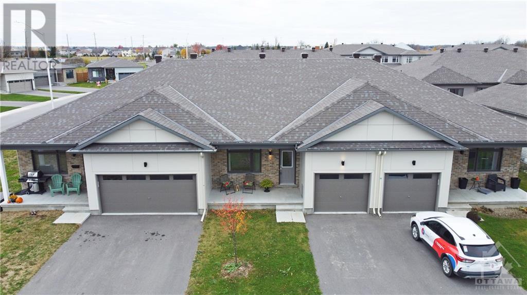 4 Conway Tearle Street, Arnprior, Ontario  K7S 3V4 - Photo 3 - 1366808