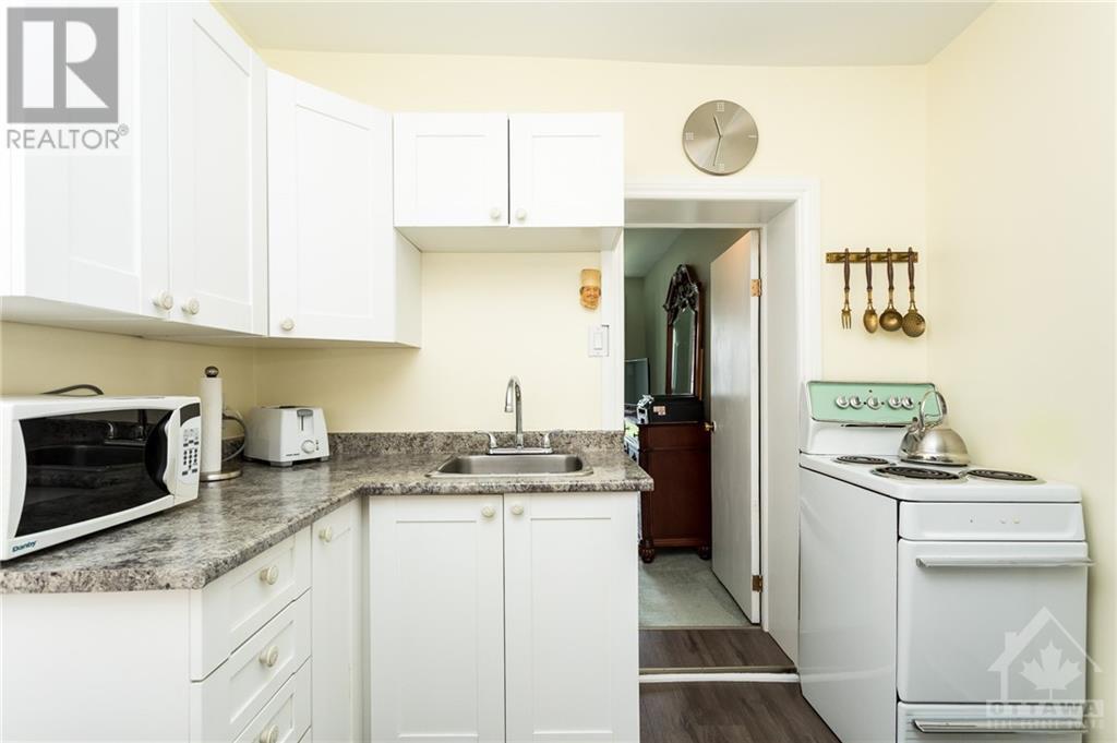 254 Bridge Street, Carleton Place, Ontario  K7C 3H4 - Photo 6 - 1367672
