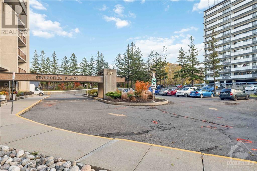 1785 FROBISHER LANE UNIT#2508, ottawa, Ontario