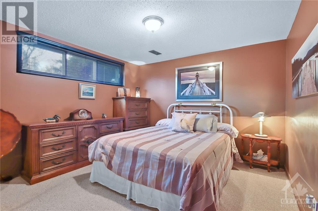 108 Beaver Ridge, Ottawa, Ontario  K2E 6E7 - Photo 17 - 1367593