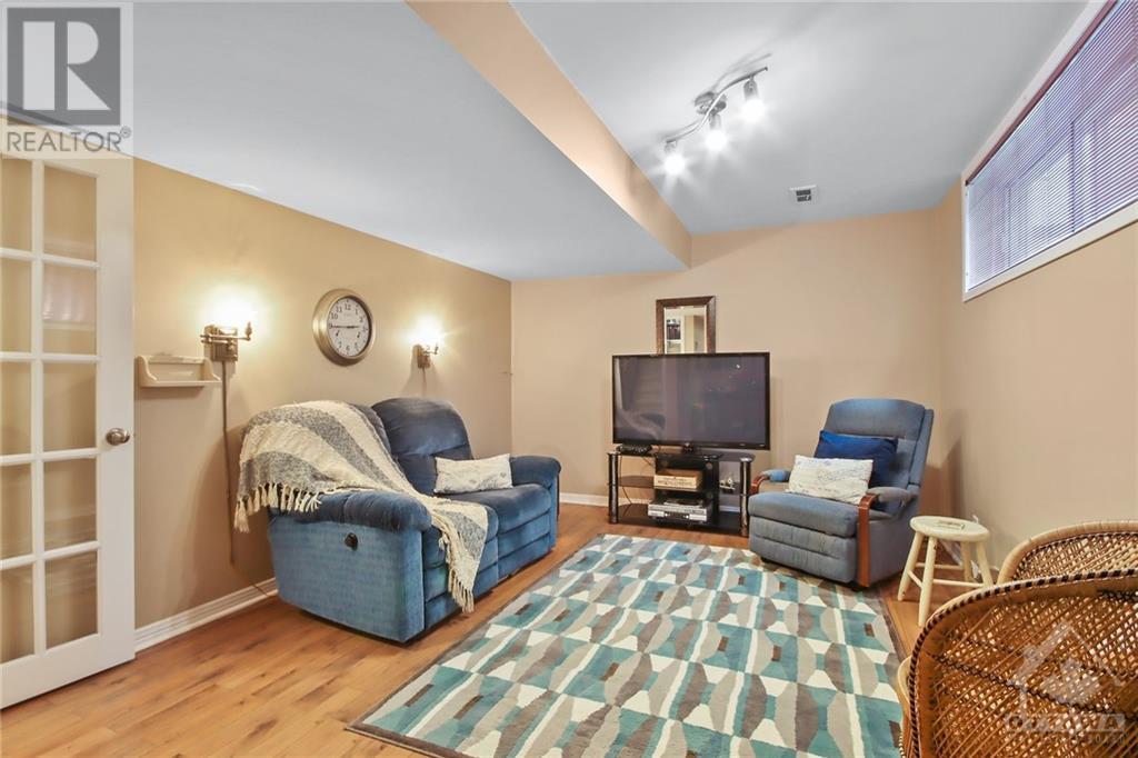 108 Beaver Ridge, Ottawa, Ontario  K2E 6E7 - Photo 19 - 1367593