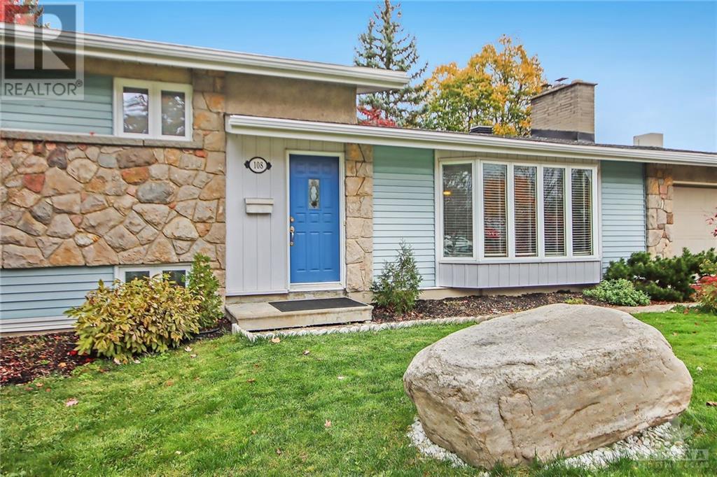 108 Beaver Ridge, Ottawa, Ontario  K2E 6E7 - Photo 2 - 1367593
