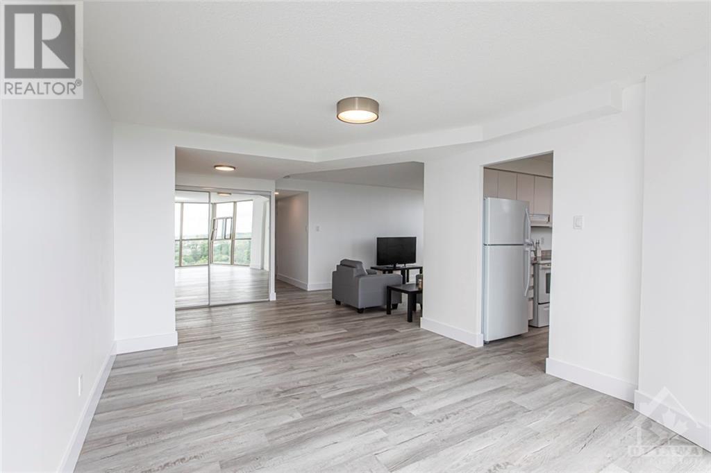 2760 Carousel Crescent Unit#1403, Ottawa, Ontario  K1T 2N4 - Photo 13 - 1367628