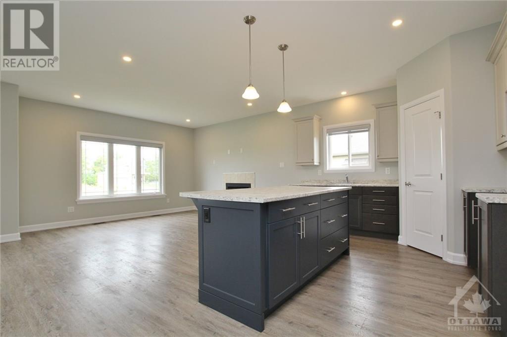 209 Owen Lucas Street, Arnprior, Ontario  K7S 3G8 - Photo 13 - 1367817