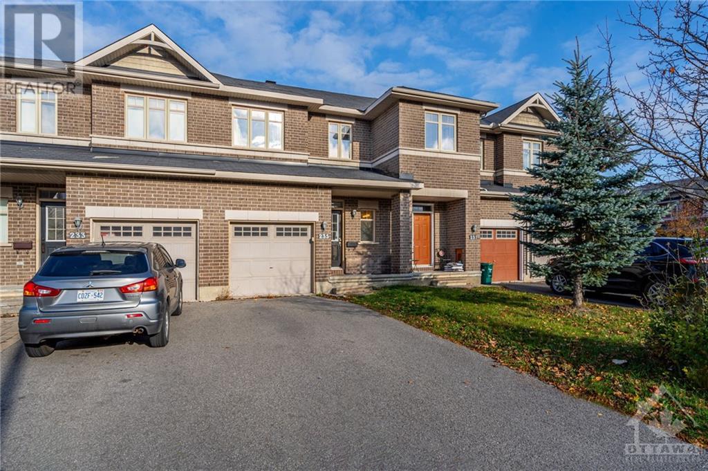 235 Jersey Tea Circle, Ottawa, Ontario  K1V 2L4 - Photo 2 - 1367278