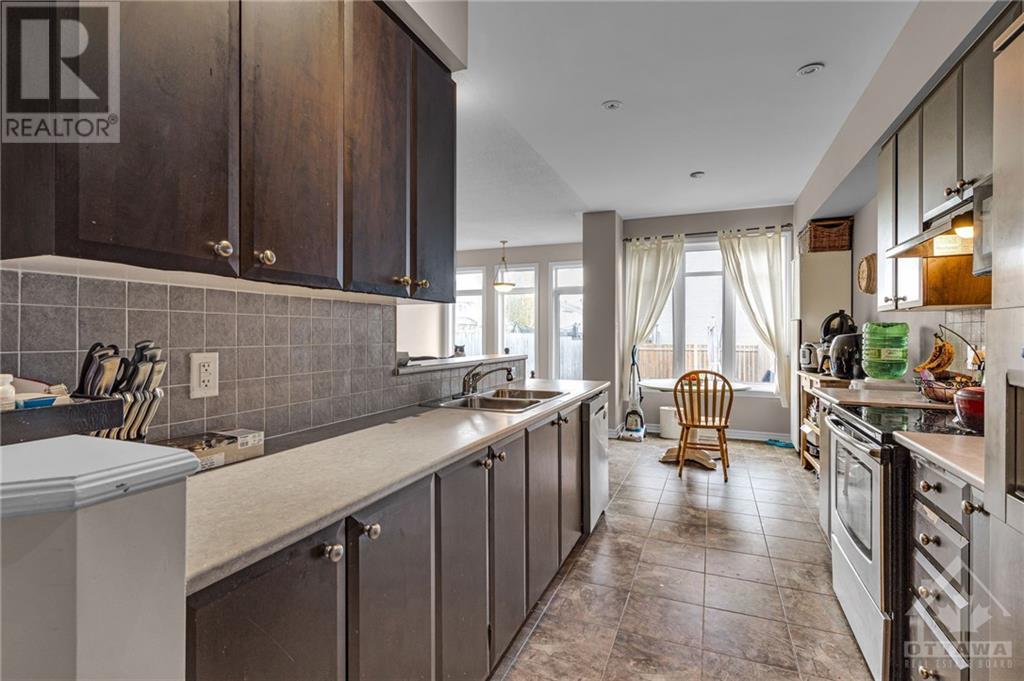 235 Jersey Tea Circle, Ottawa, Ontario  K1V 2L4 - Photo 6 - 1367278