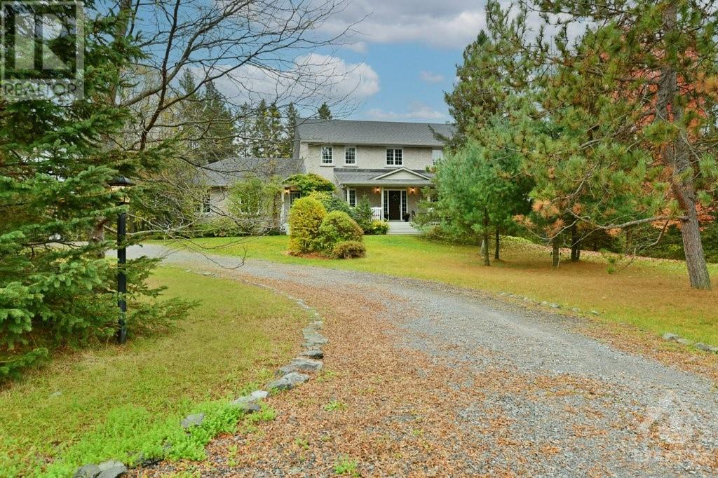 119 SCOTCH PINE GROVE, dunrobin, Ontario
