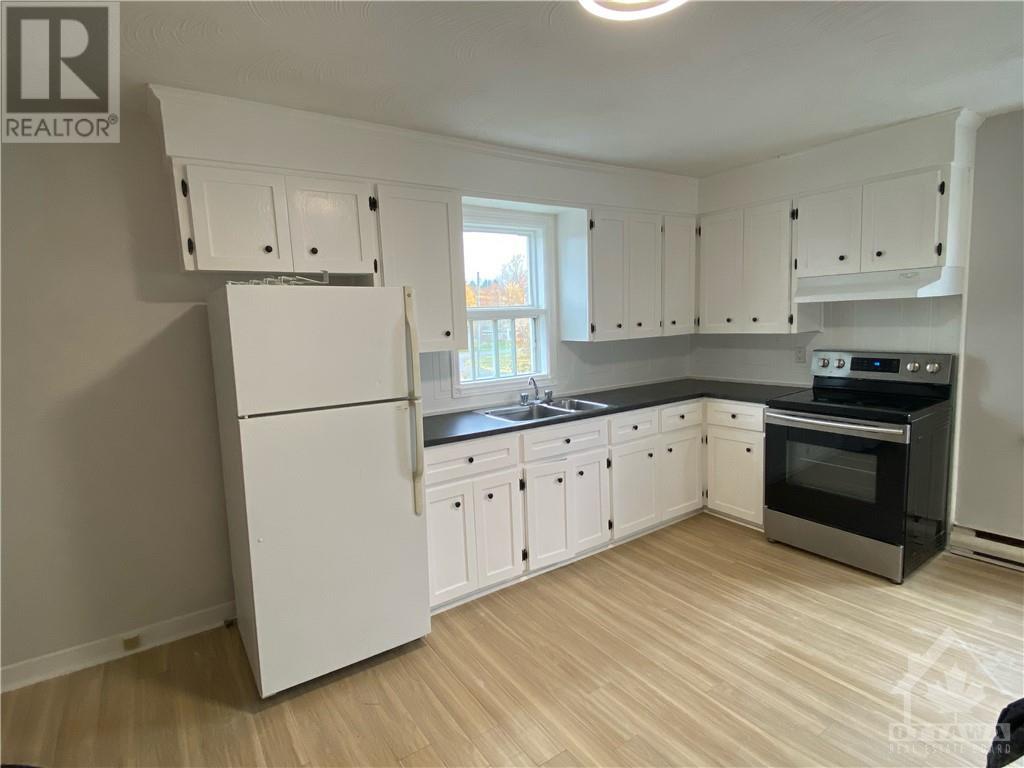 156 St Joesph Street Unit#2, Alfred, Ontario  K0B 1A0 - Photo 2 - 1367723