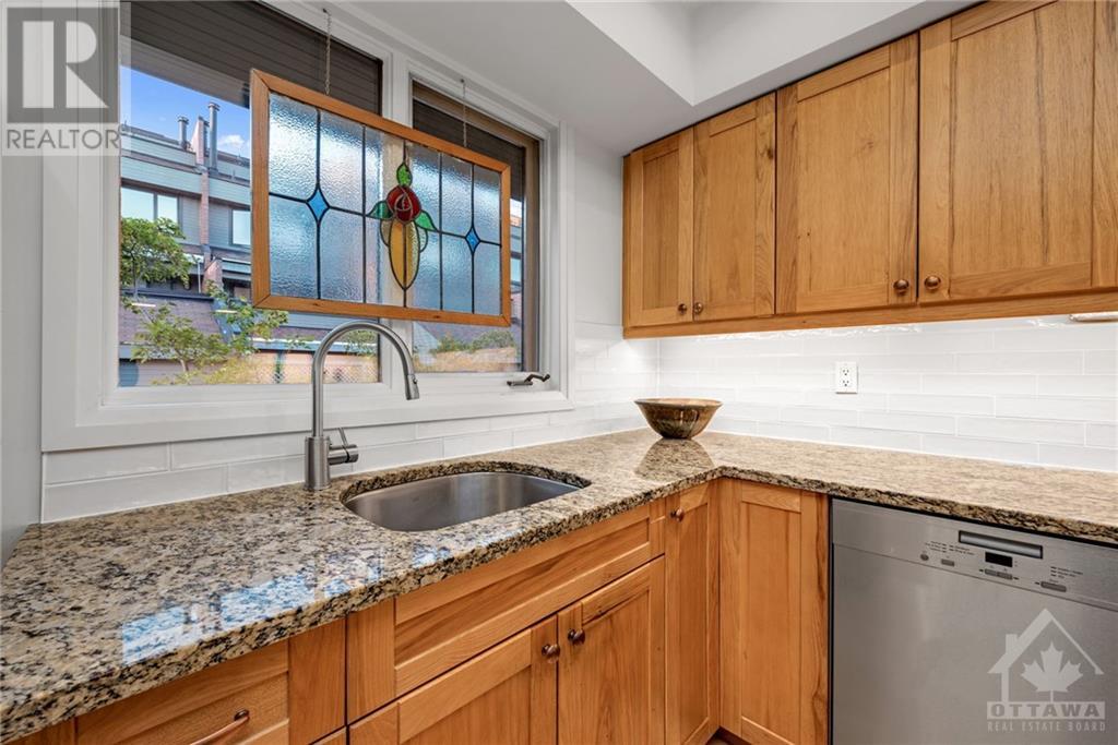 39 Putman Avenue Unit#14, Ottawa, Ontario  K1M 1Z1 - Photo 11 - 1367752