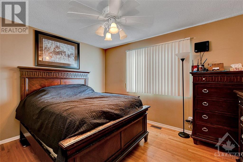 335 Warden Avenue, Orleans, Ontario  K1E 1T3 - Photo 10 - 1367729