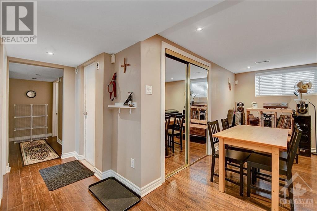 335 Warden Avenue, Orleans, Ontario  K1E 1T3 - Photo 13 - 1367729