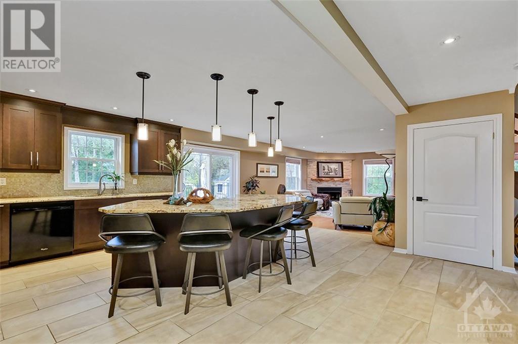 1426 Houston Crescent, Ottawa, Ontario  K2W 1B6 - Photo 11 - 1367468