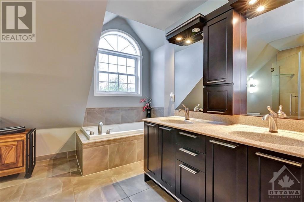 1426 Houston Crescent, Ottawa, Ontario  K2W 1B6 - Photo 15 - 1367468