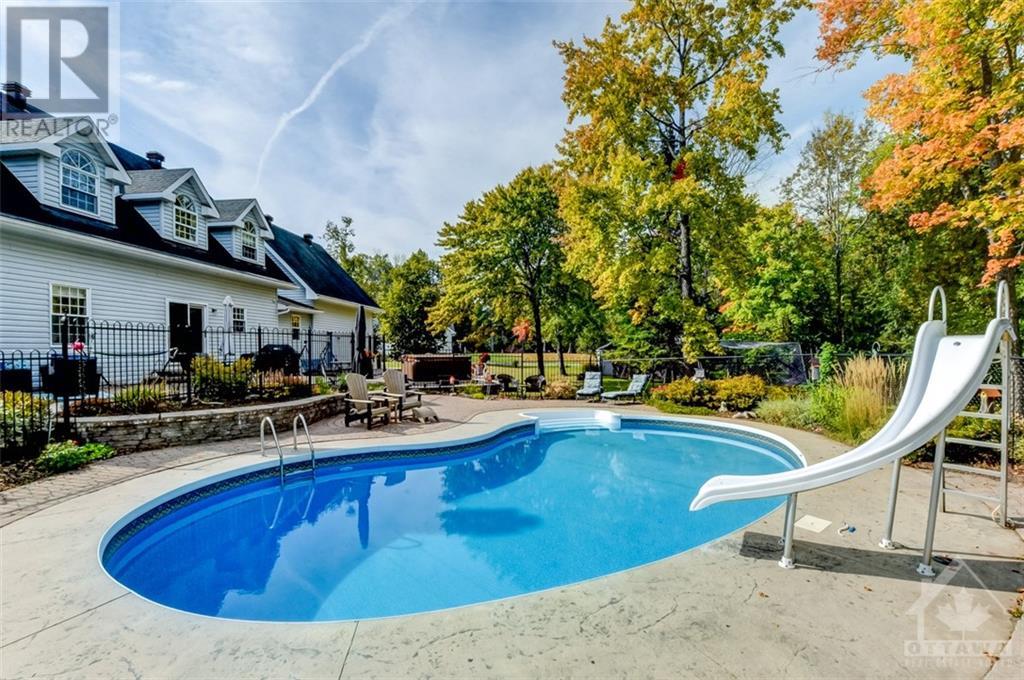 1426 Houston Crescent, Ottawa, Ontario  K2W 1B6 - Photo 28 - 1367468