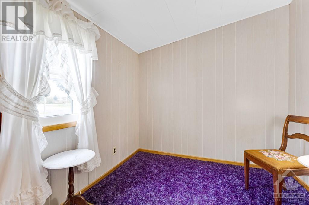 647 Van Buren Street, Kemptville, Ontario  K0G 1J0 - Photo 15 - 1367354