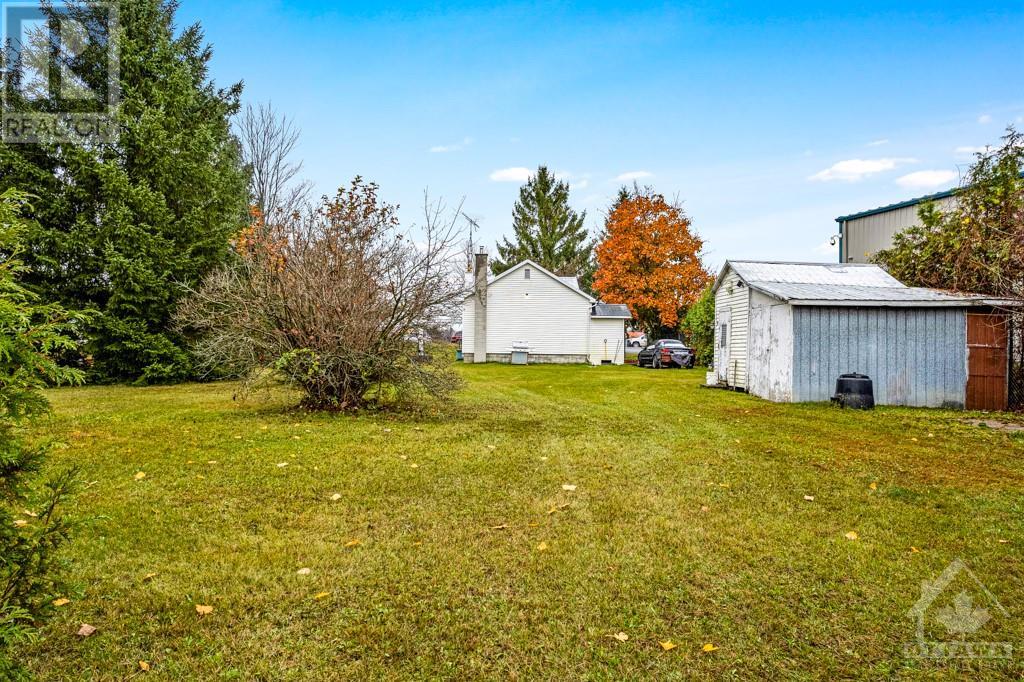 647 Van Buren Street, Kemptville, Ontario  K0G 1J0 - Photo 26 - 1367354