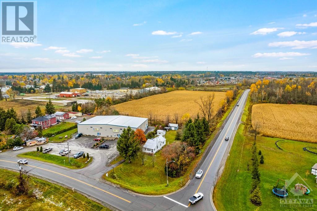 647 Van Buren Street, Kemptville, Ontario  K0G 1J0 - Photo 4 - 1367354